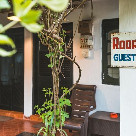 كالانغيُت Rodrigues Guest House المظهر الخارجي الصورة